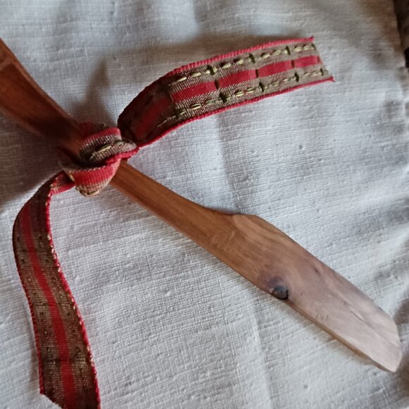 Pin Cherry Spreaders - Picture 3 of 6